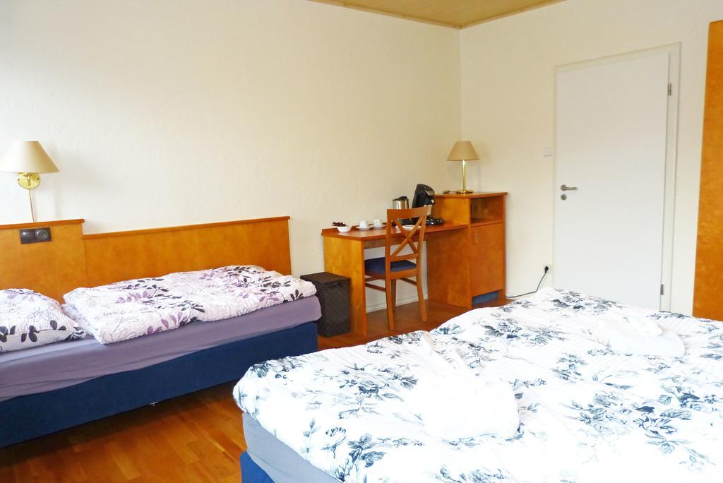 Messe-Zimmer Tus-Treff デュッセルドルフ 部屋 写真