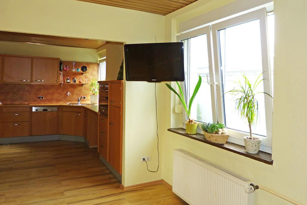 Messe-Zimmer Tus-Treff デュッセルドルフ 部屋 写真